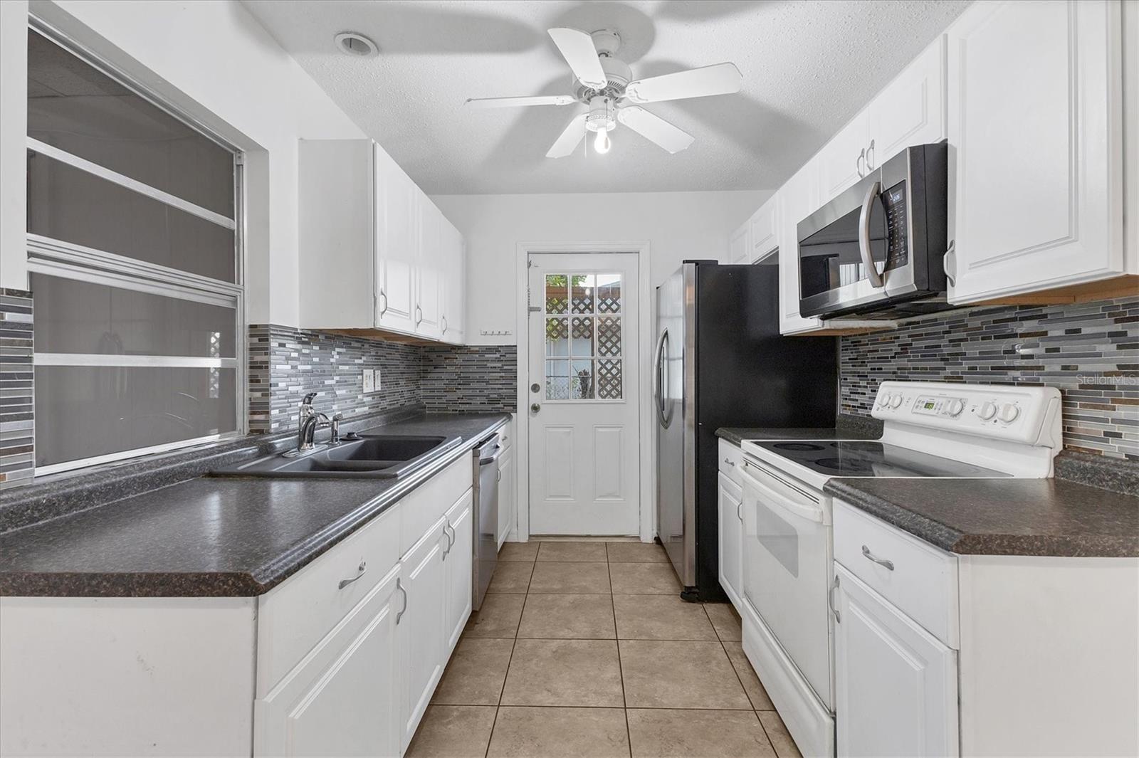 Image 16 of 39 For 8158 Boca Grande Avenue