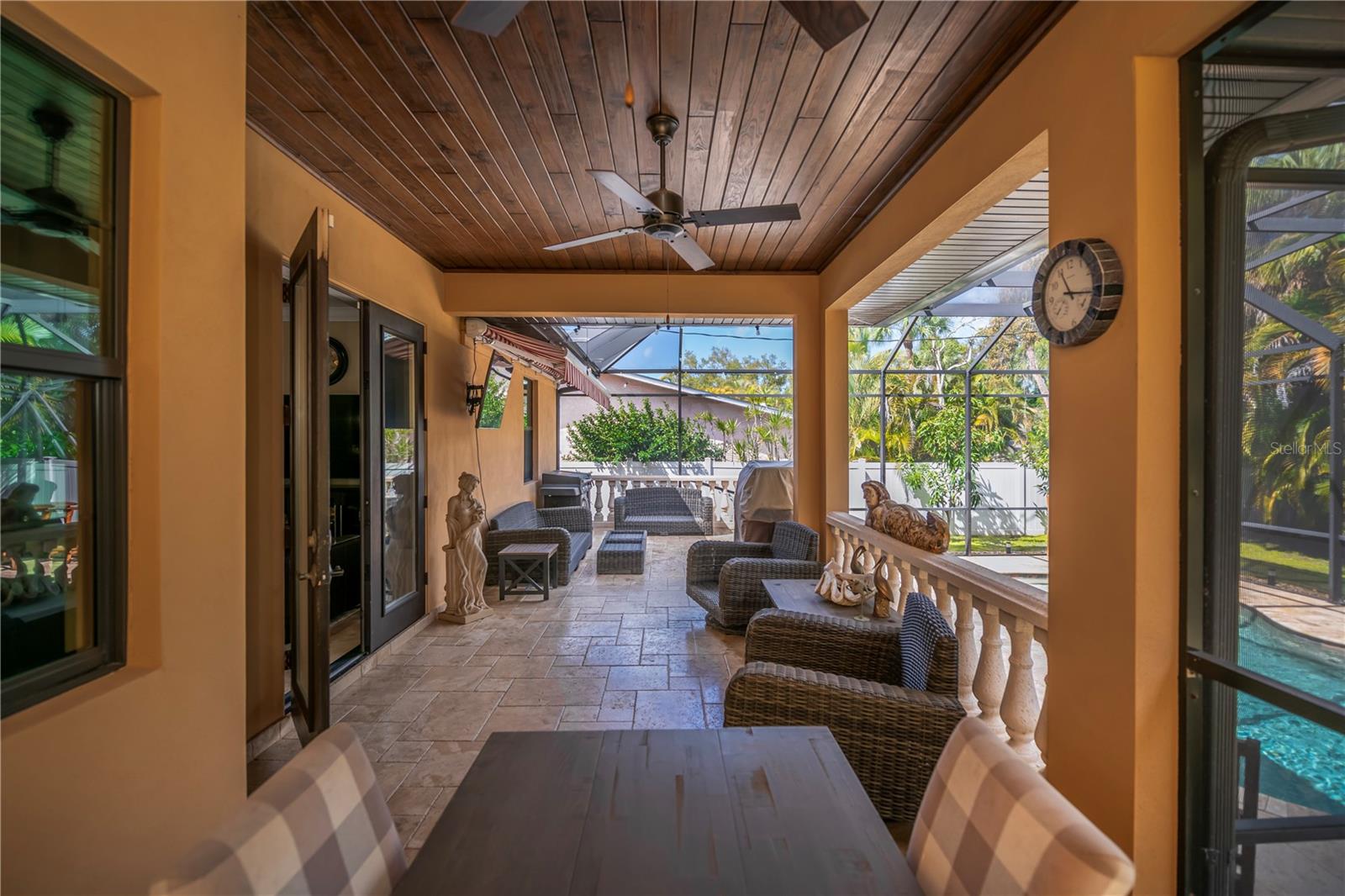 Image 12 of 44 For 612 Barcelona Avenue