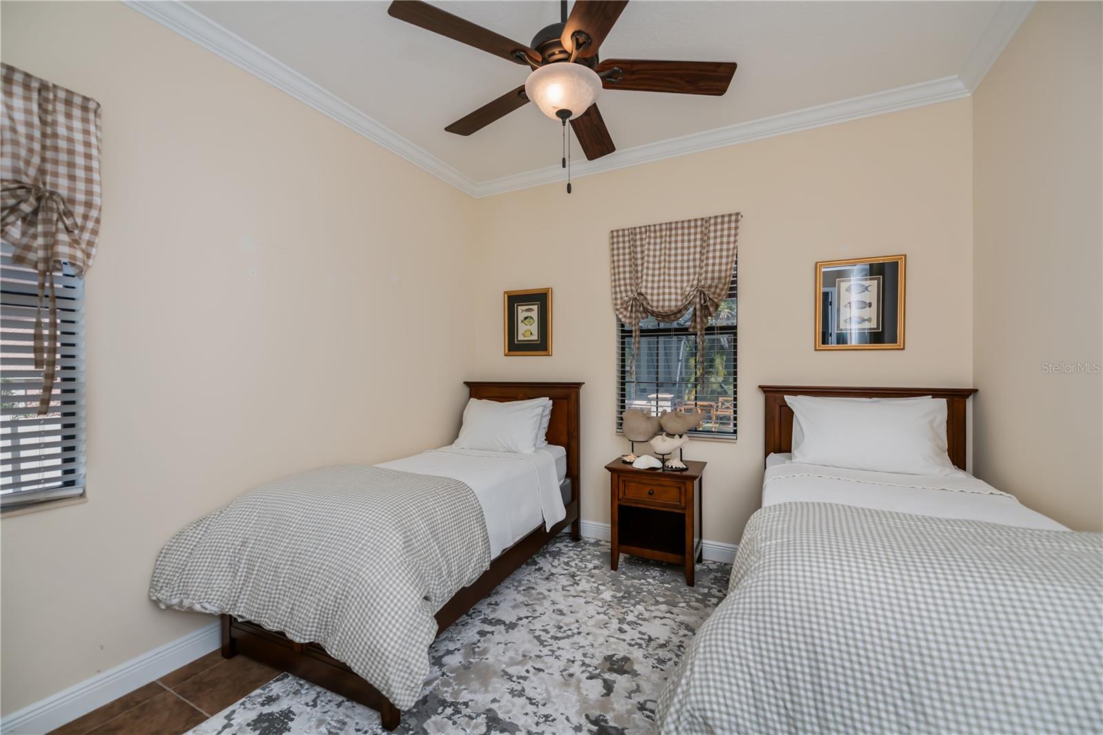 Image 28 of 44 For 612 Barcelona Avenue