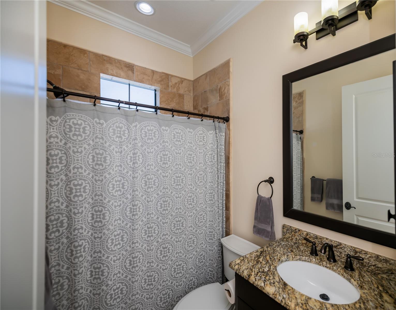 Image 30 of 44 For 612 Barcelona Avenue