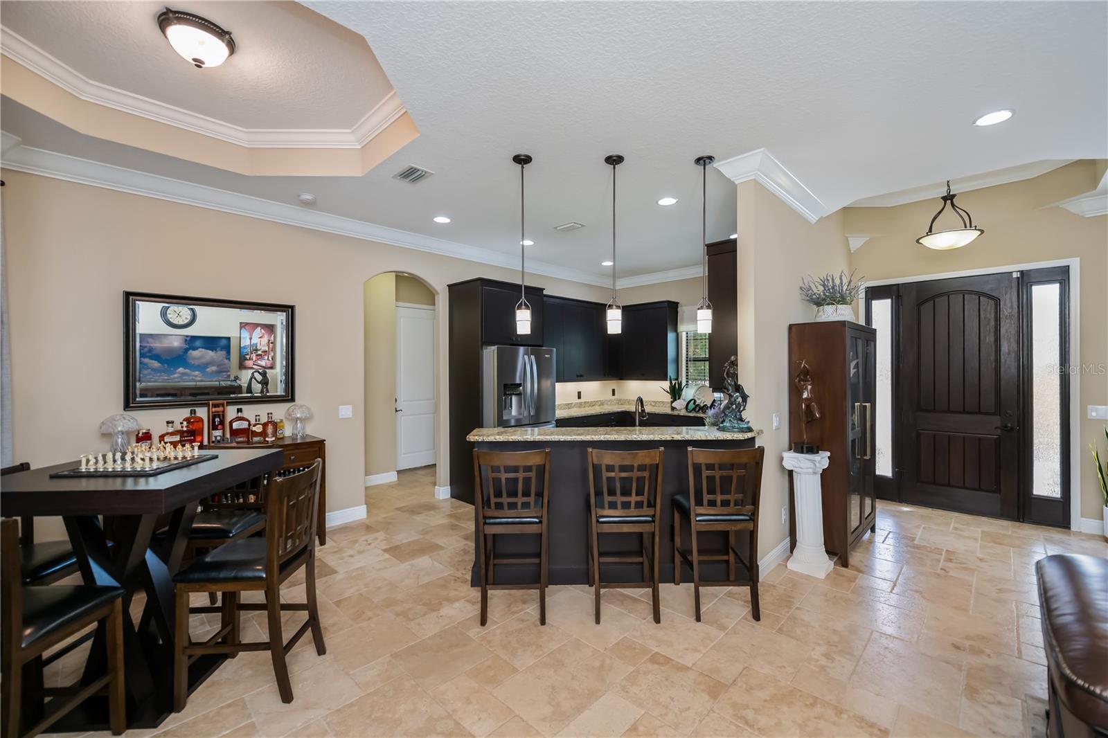 Image 5 of 44 For 612 Barcelona Avenue