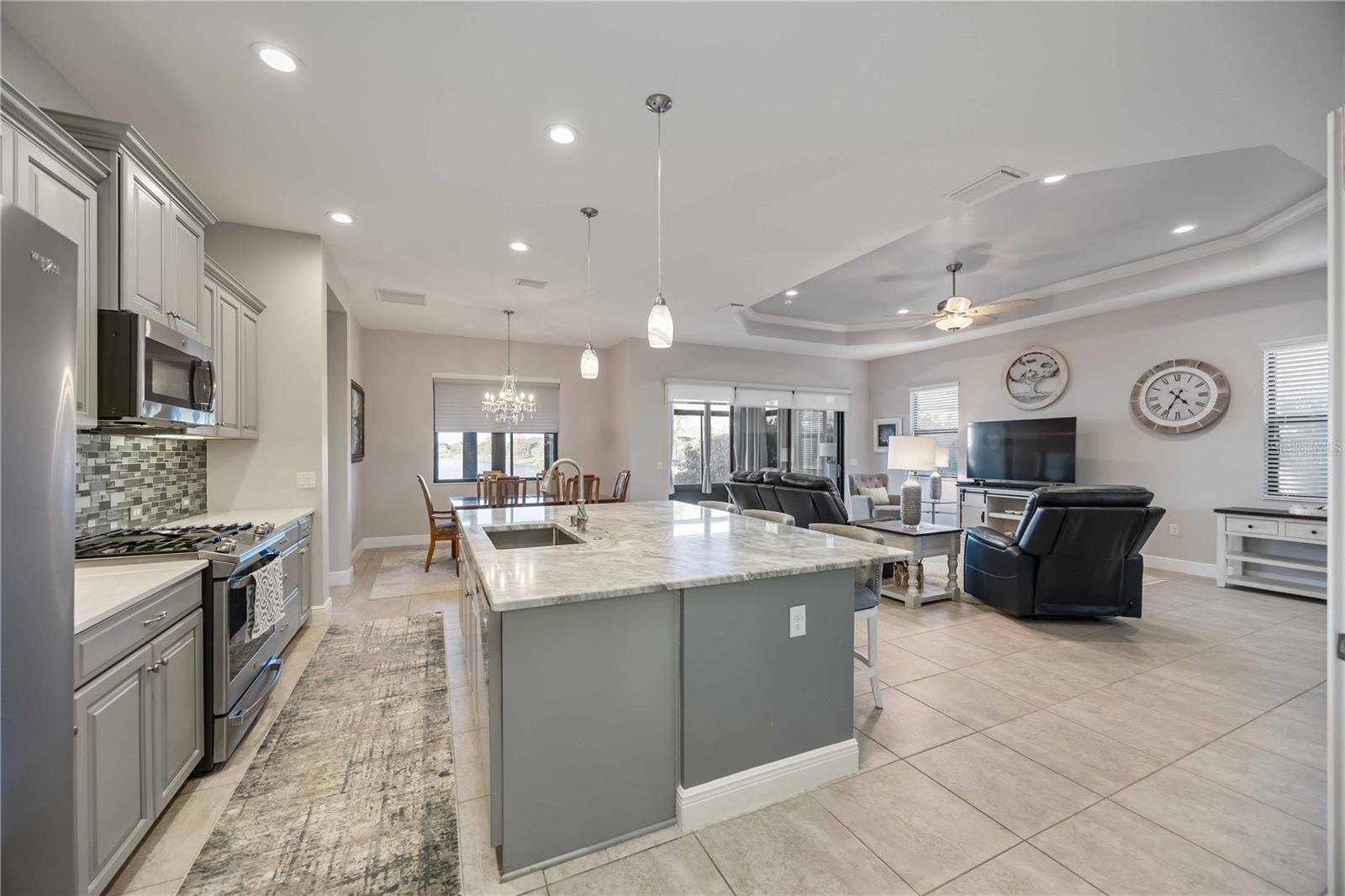 Image 15 of 76 For 26777 Weiskopf Drive