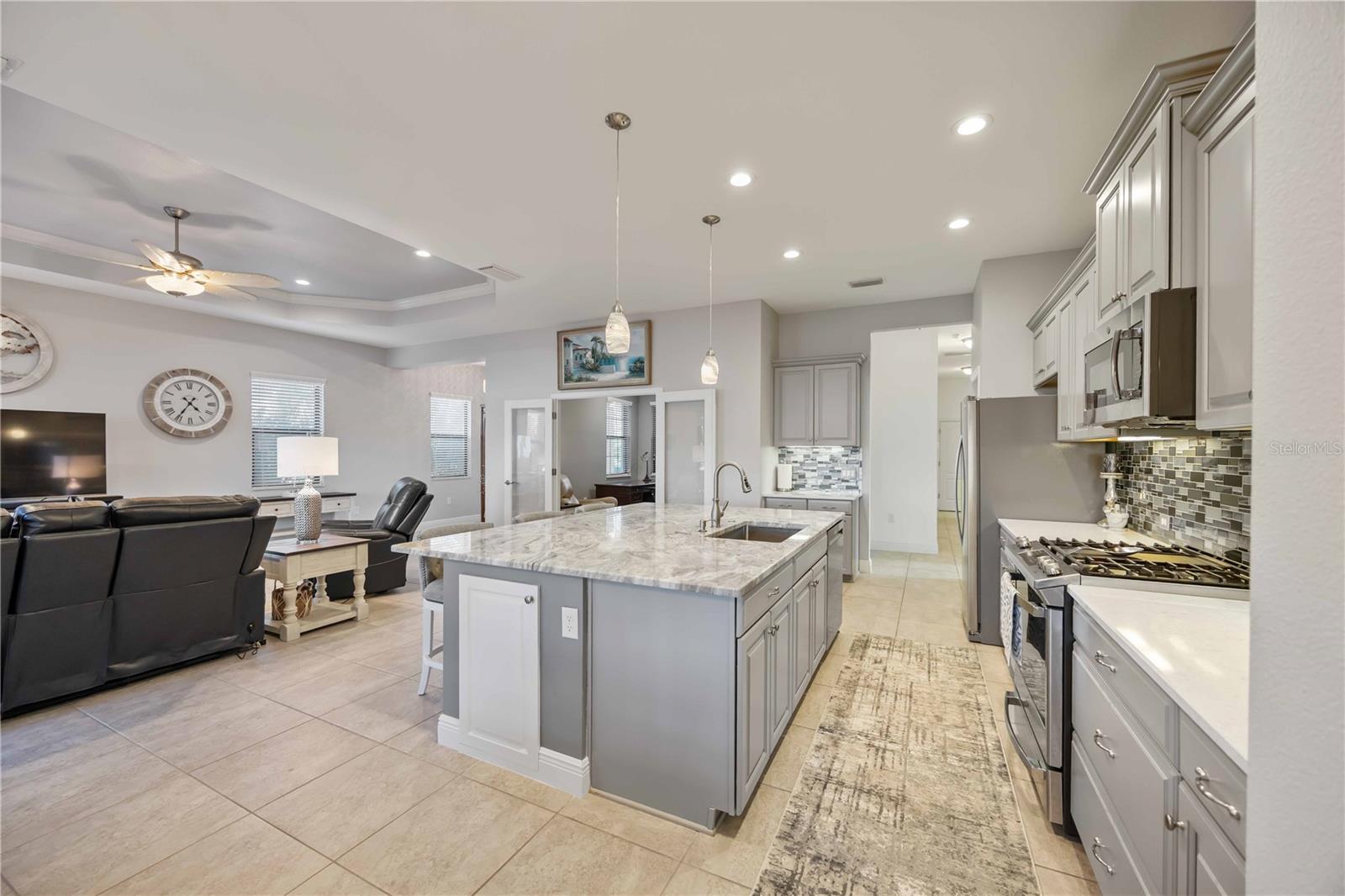 Image 17 of 76 For 26777 Weiskopf Drive