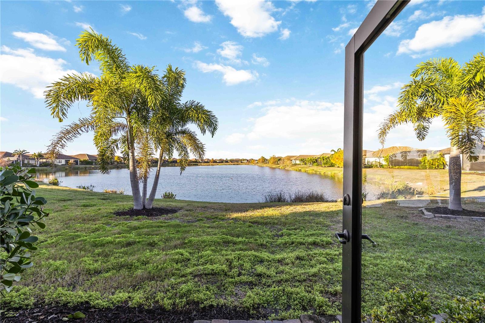 Image 46 of 76 For 26777 Weiskopf Drive