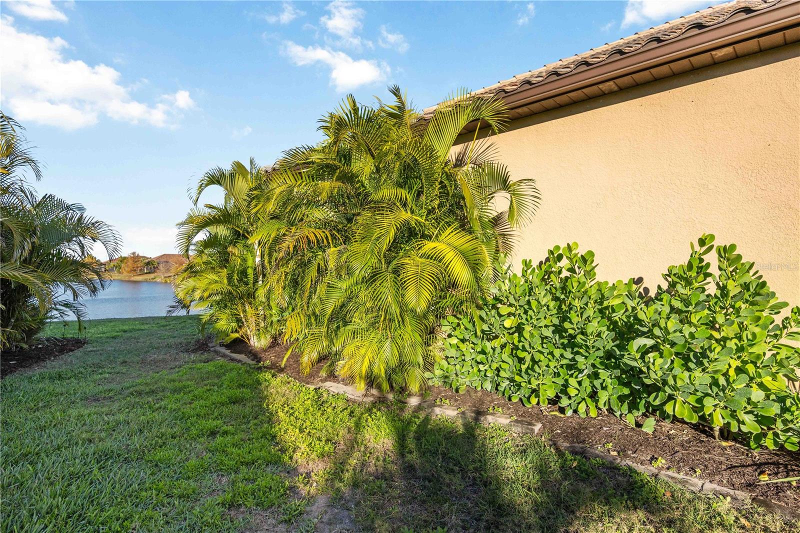 Image 47 of 76 For 26777 Weiskopf Drive