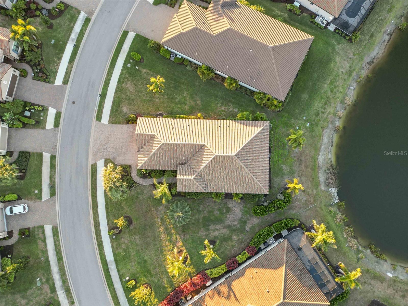 Image 53 of 76 For 26777 Weiskopf Drive