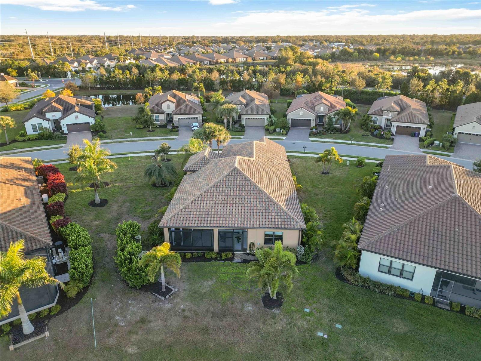 Image 60 of 76 For 26777 Weiskopf Drive