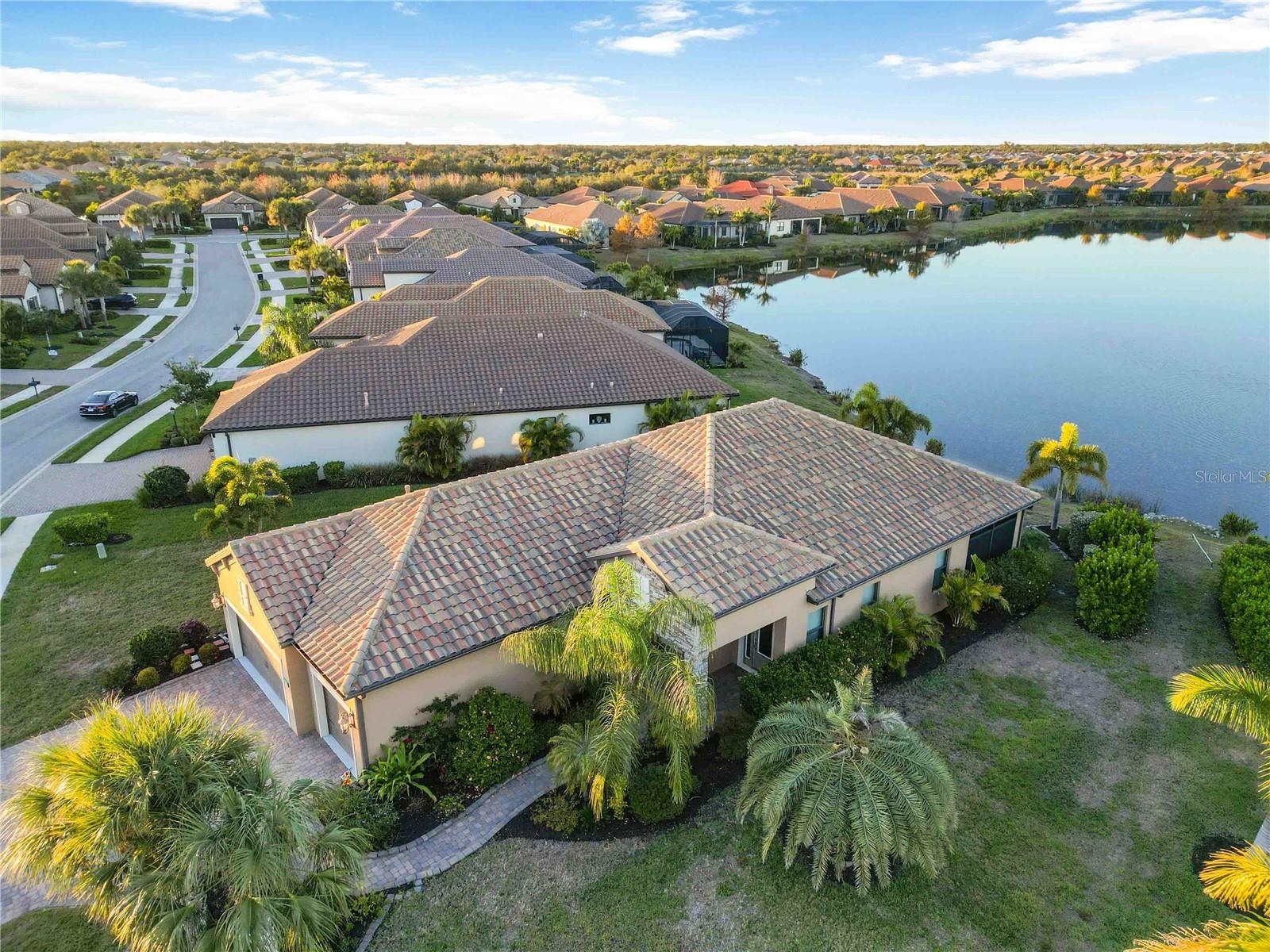 Image 62 of 76 For 26777 Weiskopf Drive