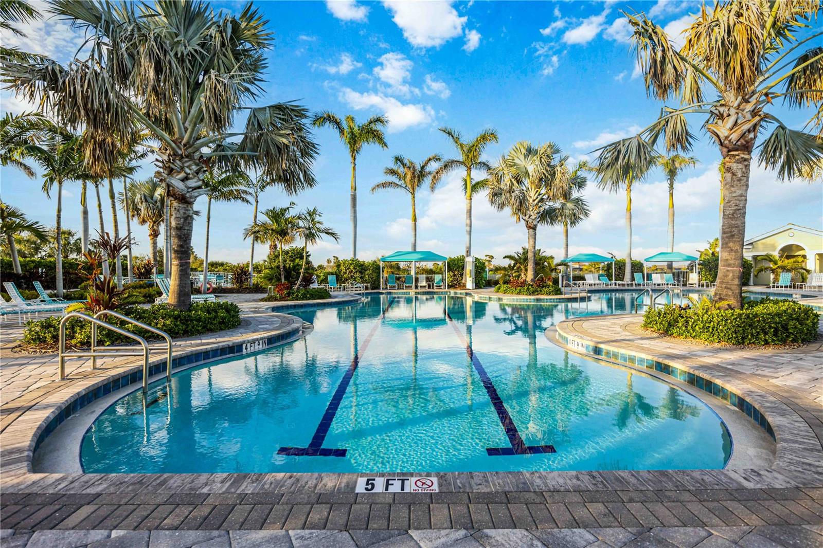 Image 68 of 76 For 26777 Weiskopf Drive