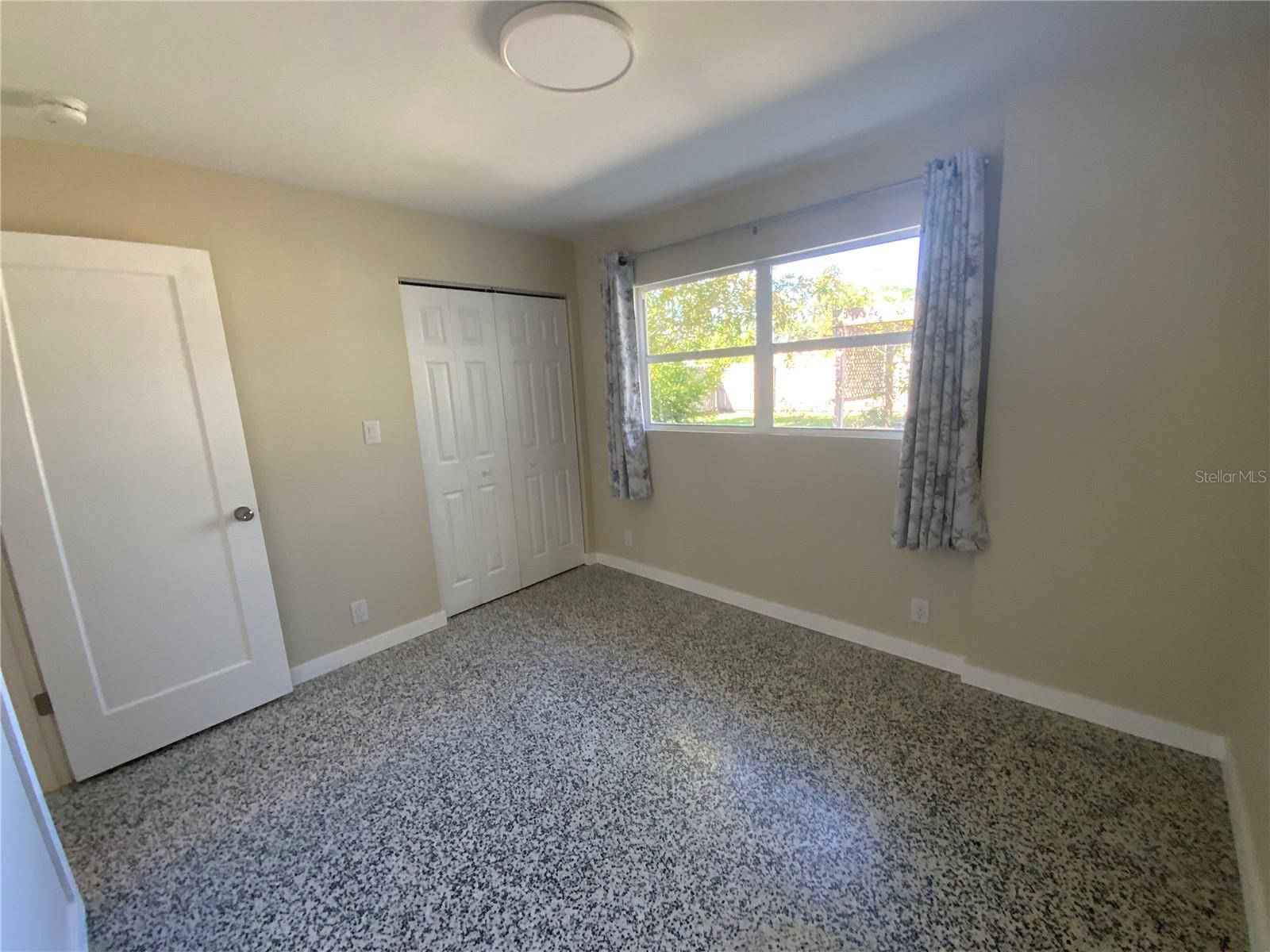 Image 14 of 17 For 3145 Bellevue Street