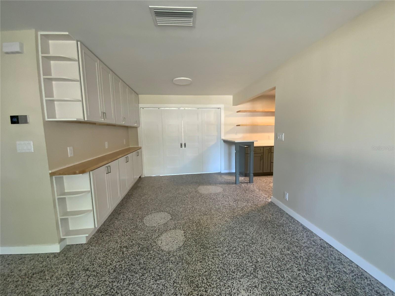 Image 6 of 17 For 3145 Bellevue Street