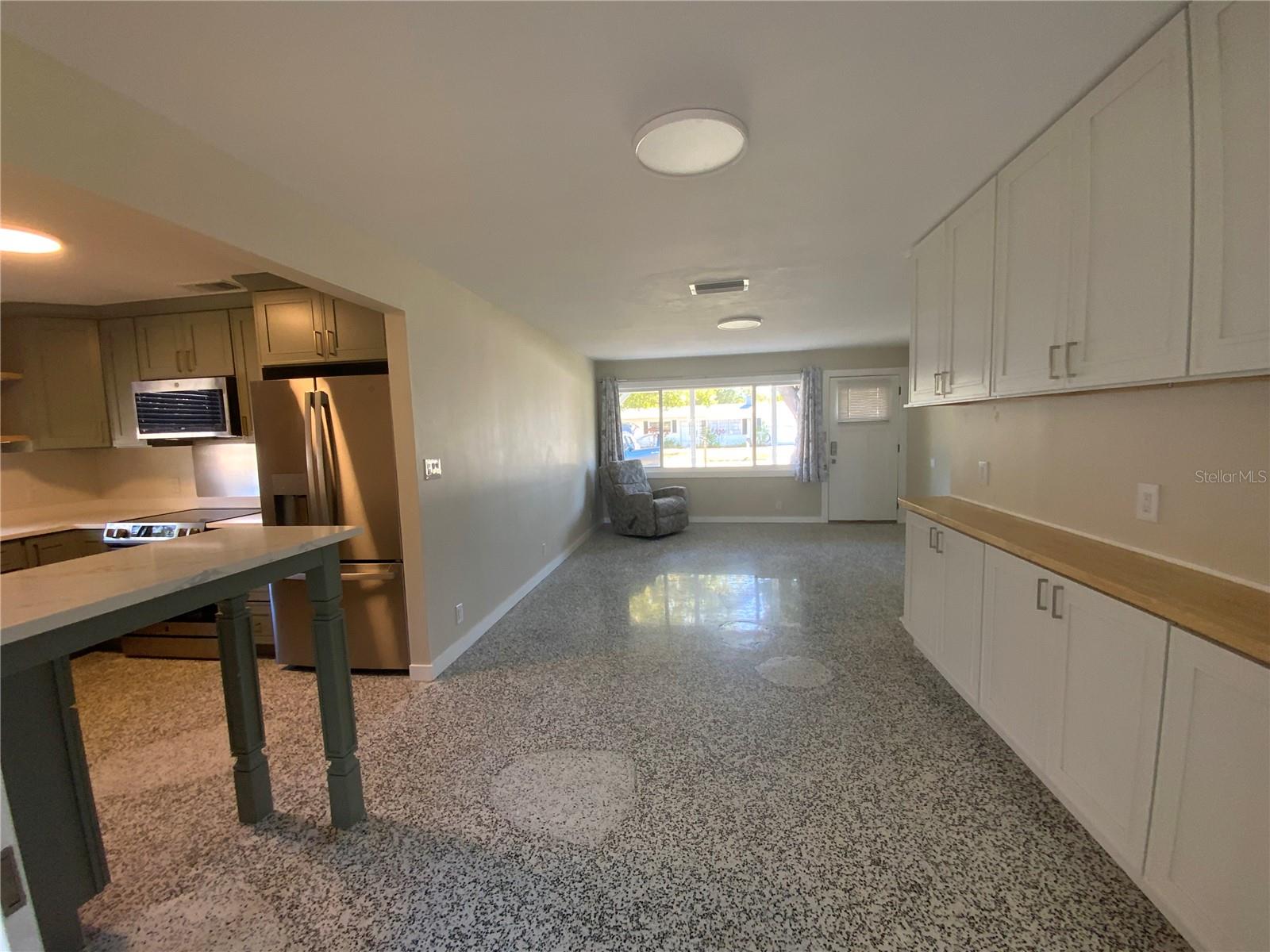 Image 7 of 17 For 3145 Bellevue Street