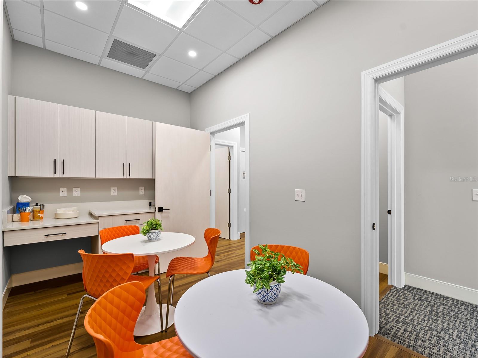 Image 27 of 56 For 3976 Destination Drive 102