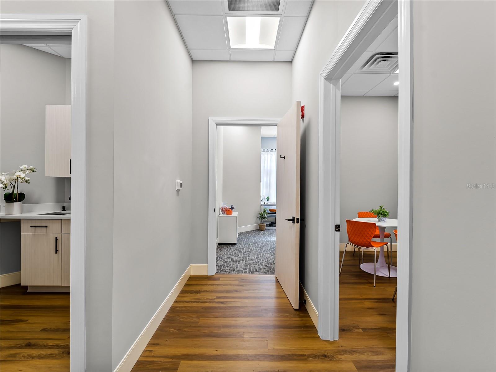 Image 29 of 56 For 3976 Destination Drive 102