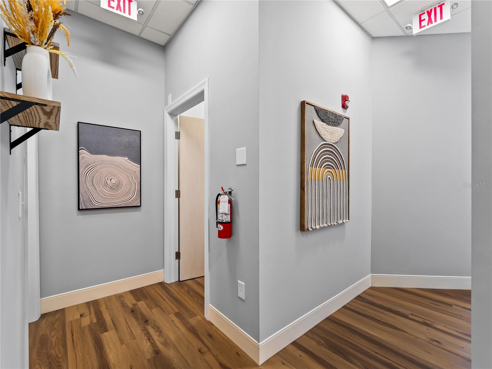 Image 32 of 56 For 3976 Destination Drive 102