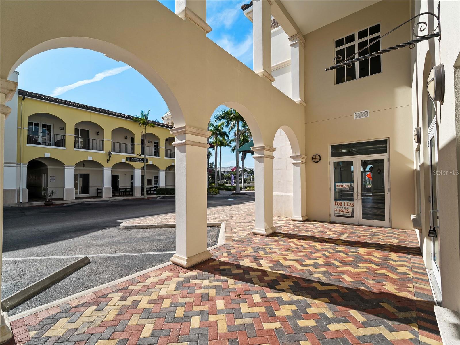 Image 42 of 56 For 3976 Destination Drive 102