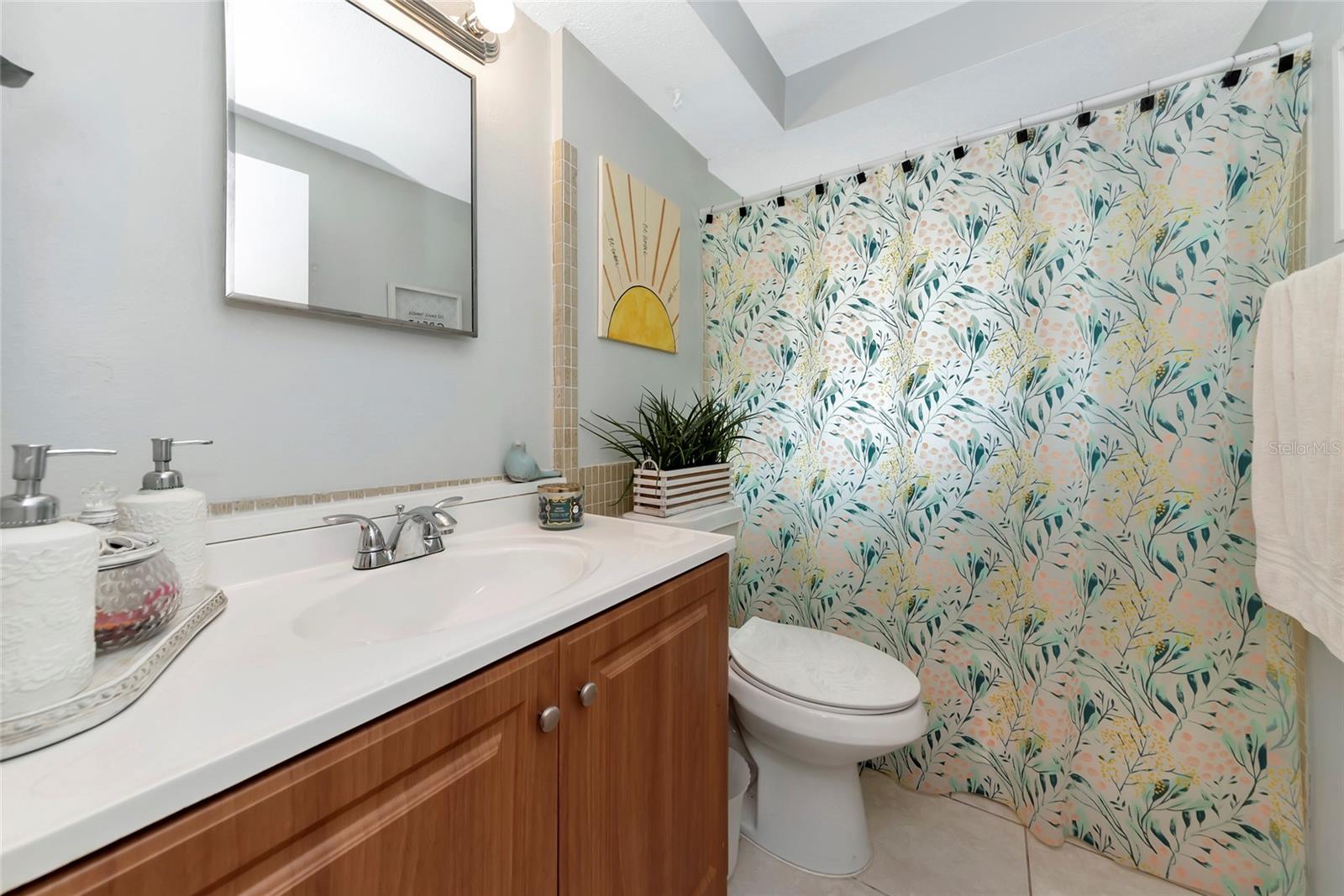 Image 30 of 47 For 8120 Lombra Avenue