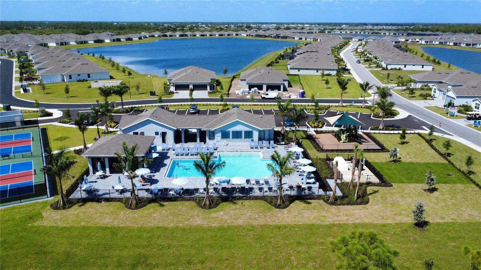 Image 2 of 30 For 8746 Saint Kitts Circle