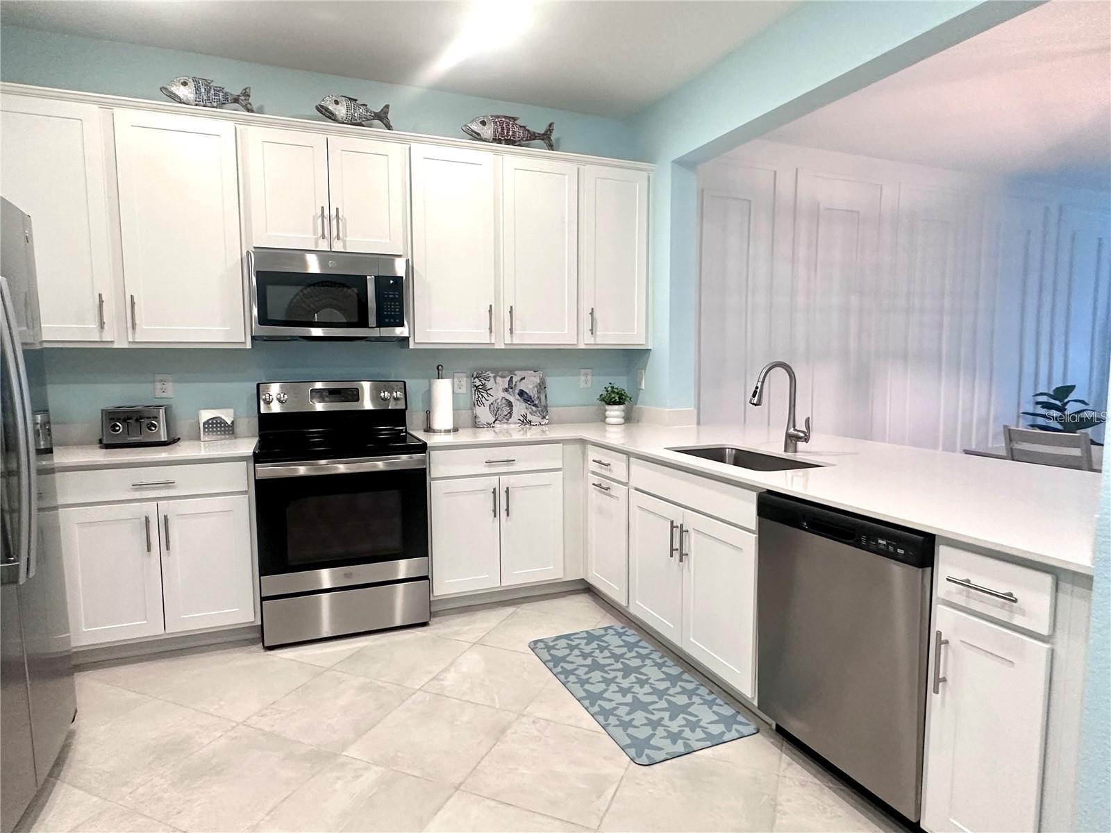 Image 5 of 30 For 8746 Saint Kitts Circle