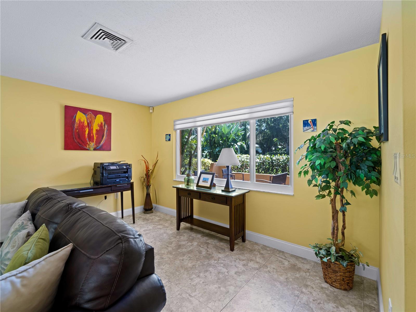 Image 15 of 54 For 424 Baycrest Drive