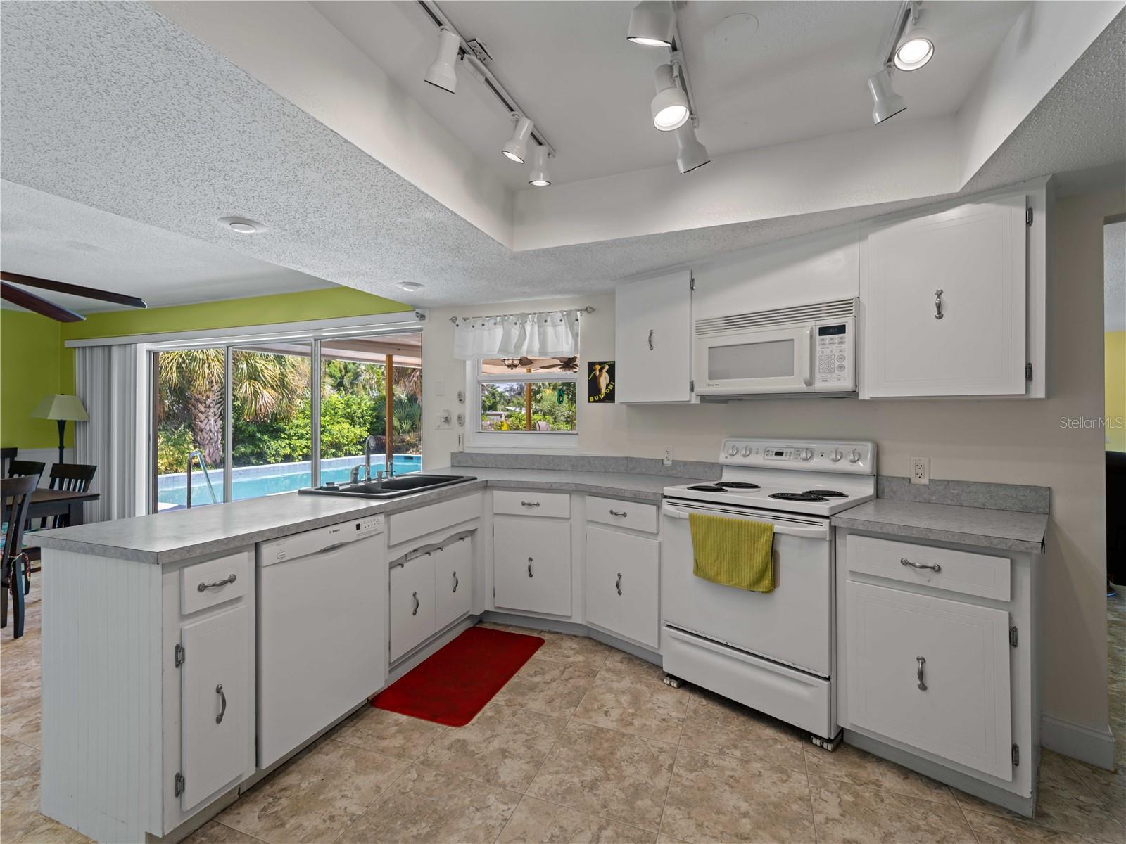 Image 50 of 54 For 424 Baycrest Drive