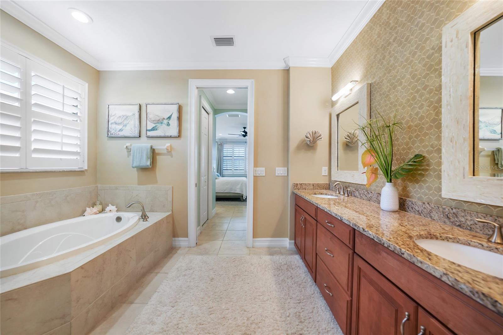 Image 19 of 40 For 1058 Bluffwood Drive