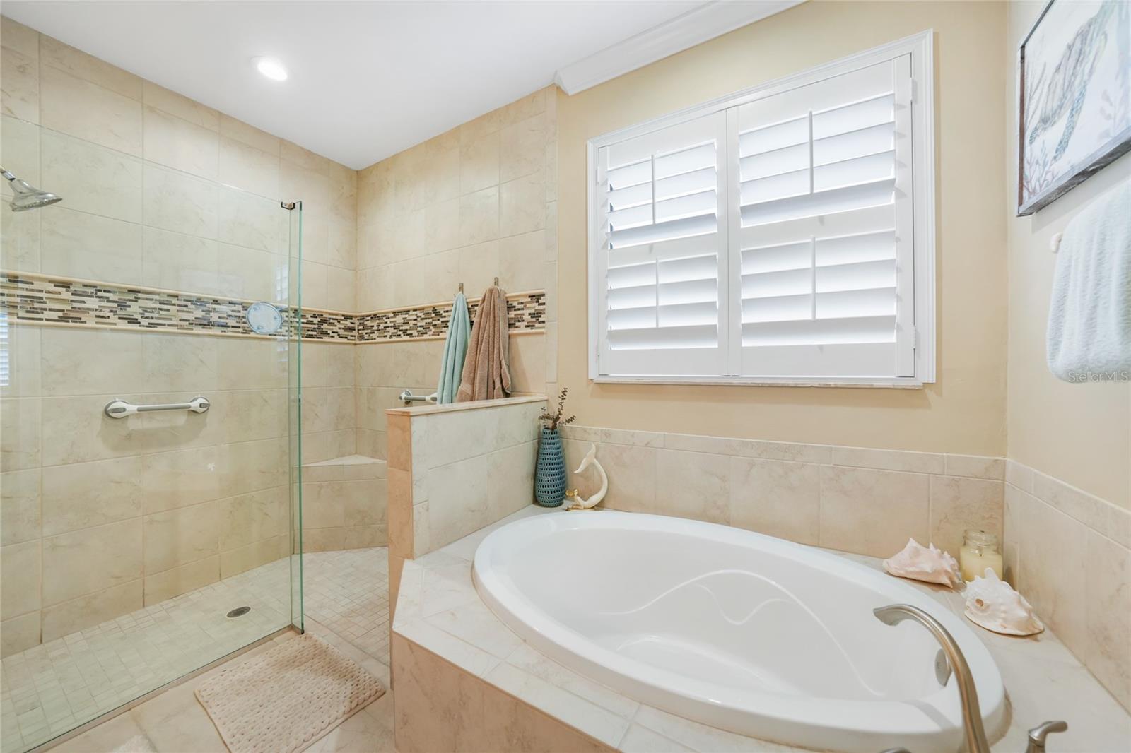 Image 20 of 40 For 1058 Bluffwood Drive