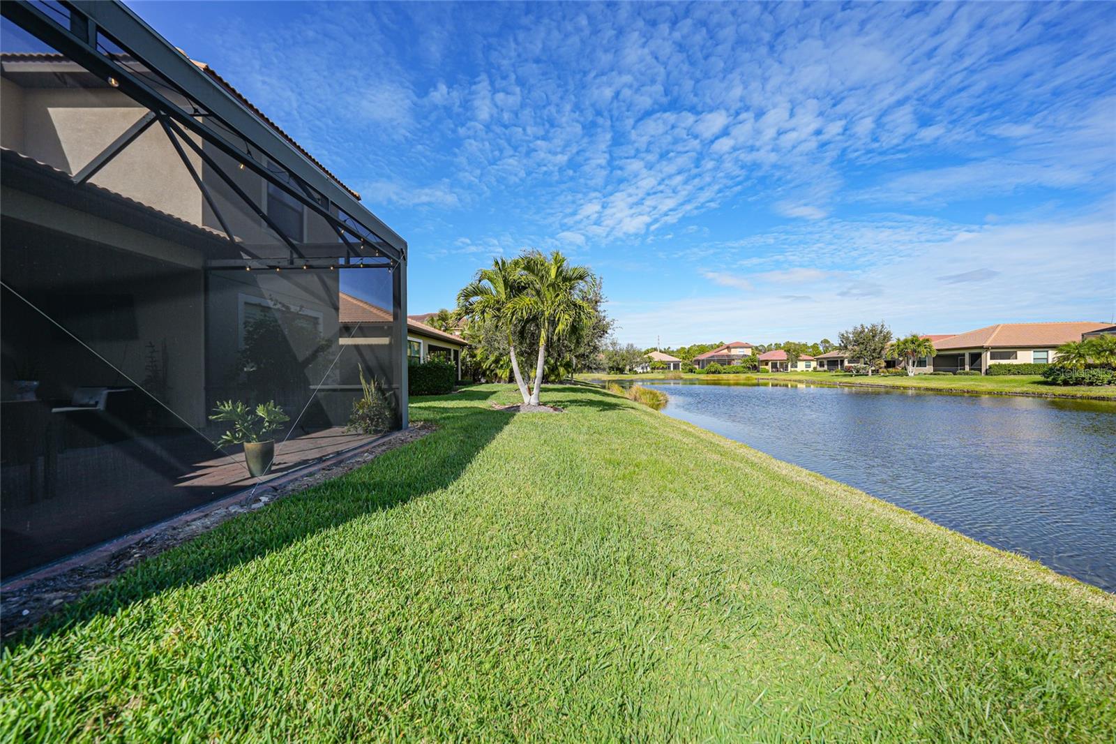 Image 36 of 40 For 1058 Bluffwood Drive