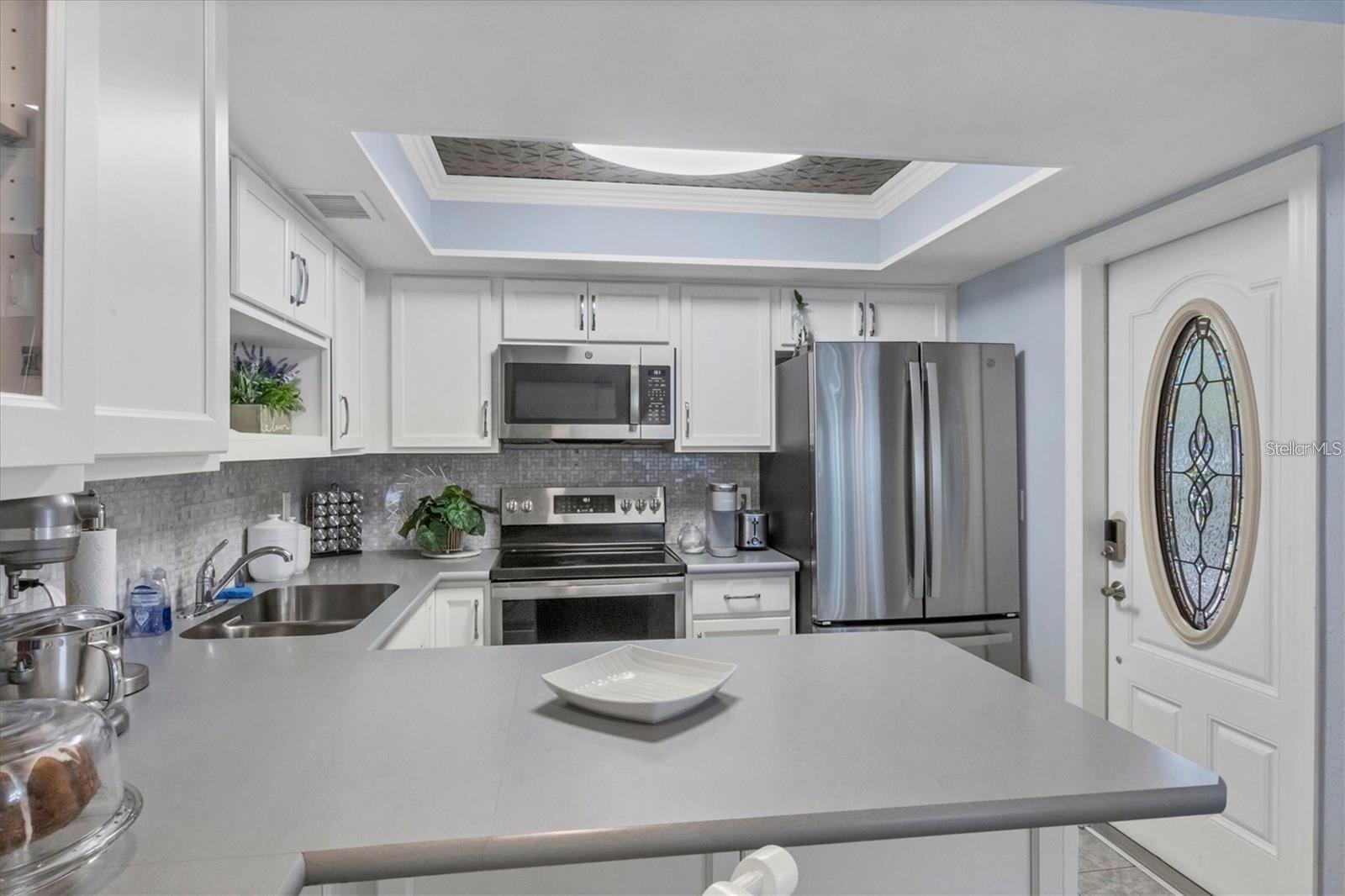 Image 18 of 25 For 460 Base Avenue E 113