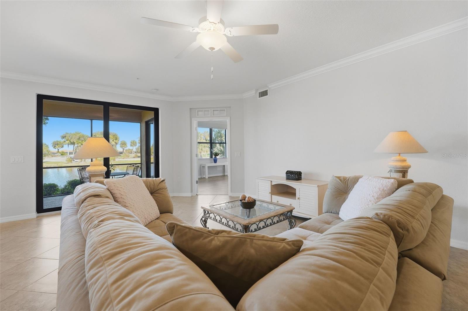 Image 19 of 97 For 10792 Tarflower Drive 101