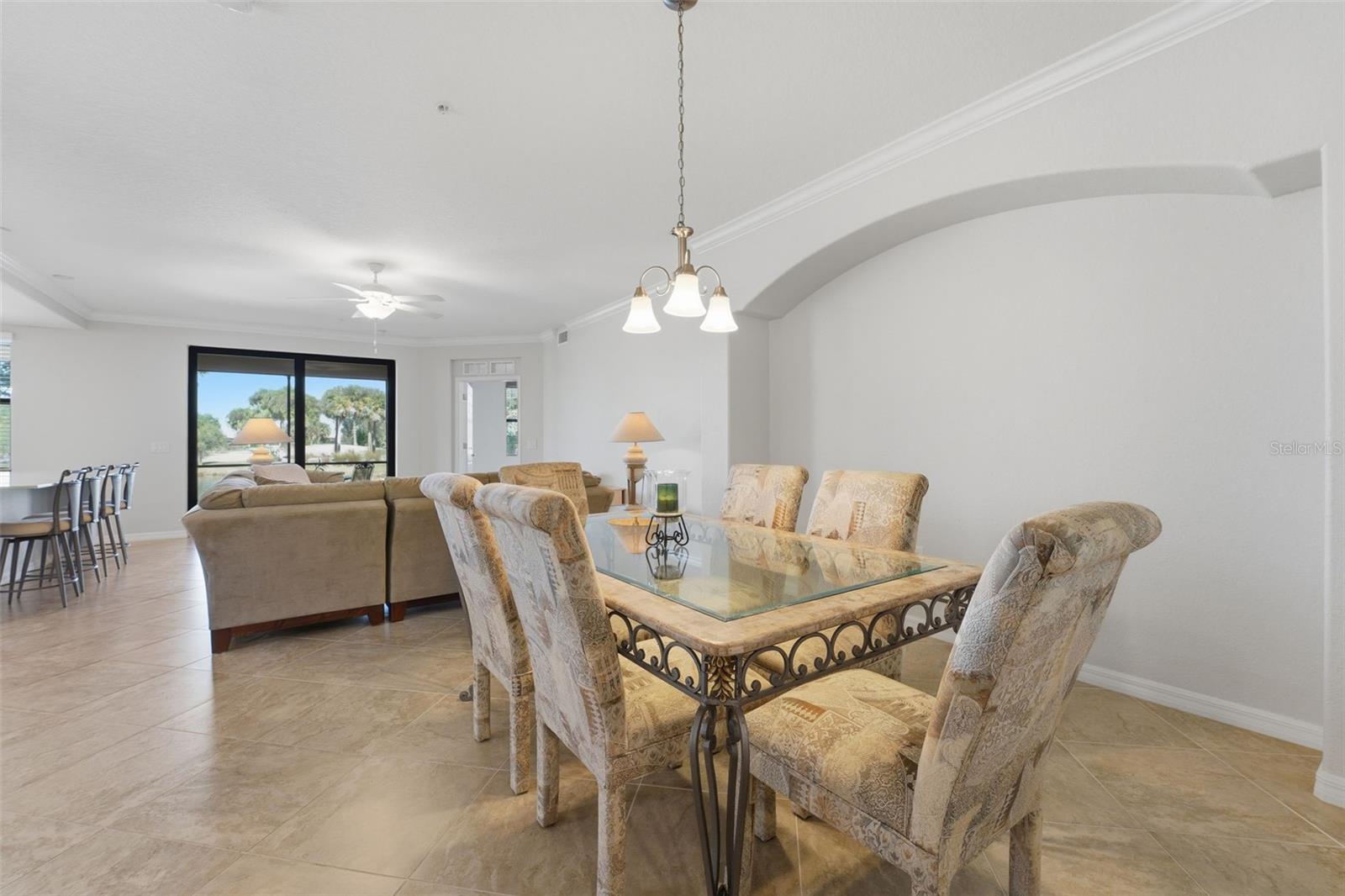 Image 22 of 97 For 10792 Tarflower Drive 101