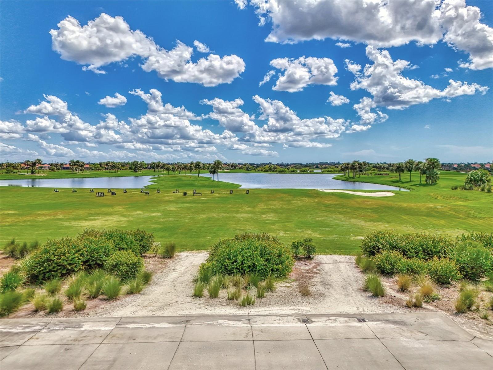 Image 92 of 97 For 10792 Tarflower Drive 101