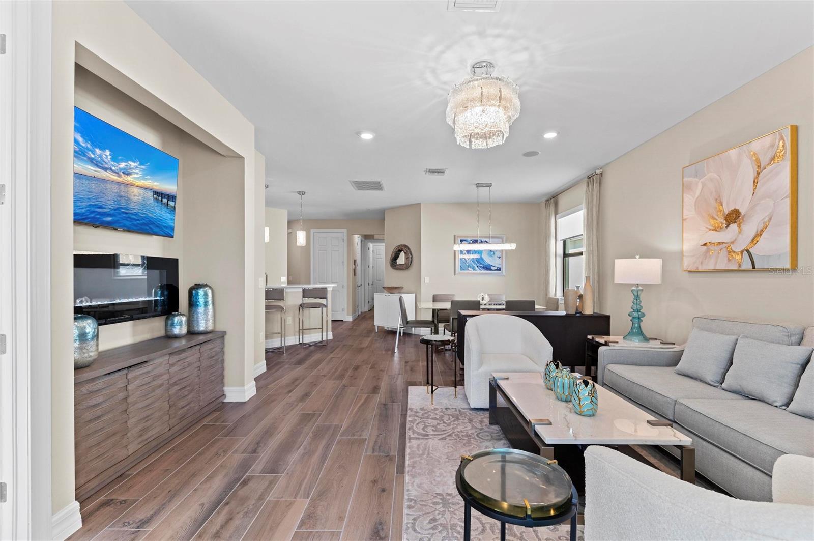 Image 23 of 71 For 13837 Vadini Street