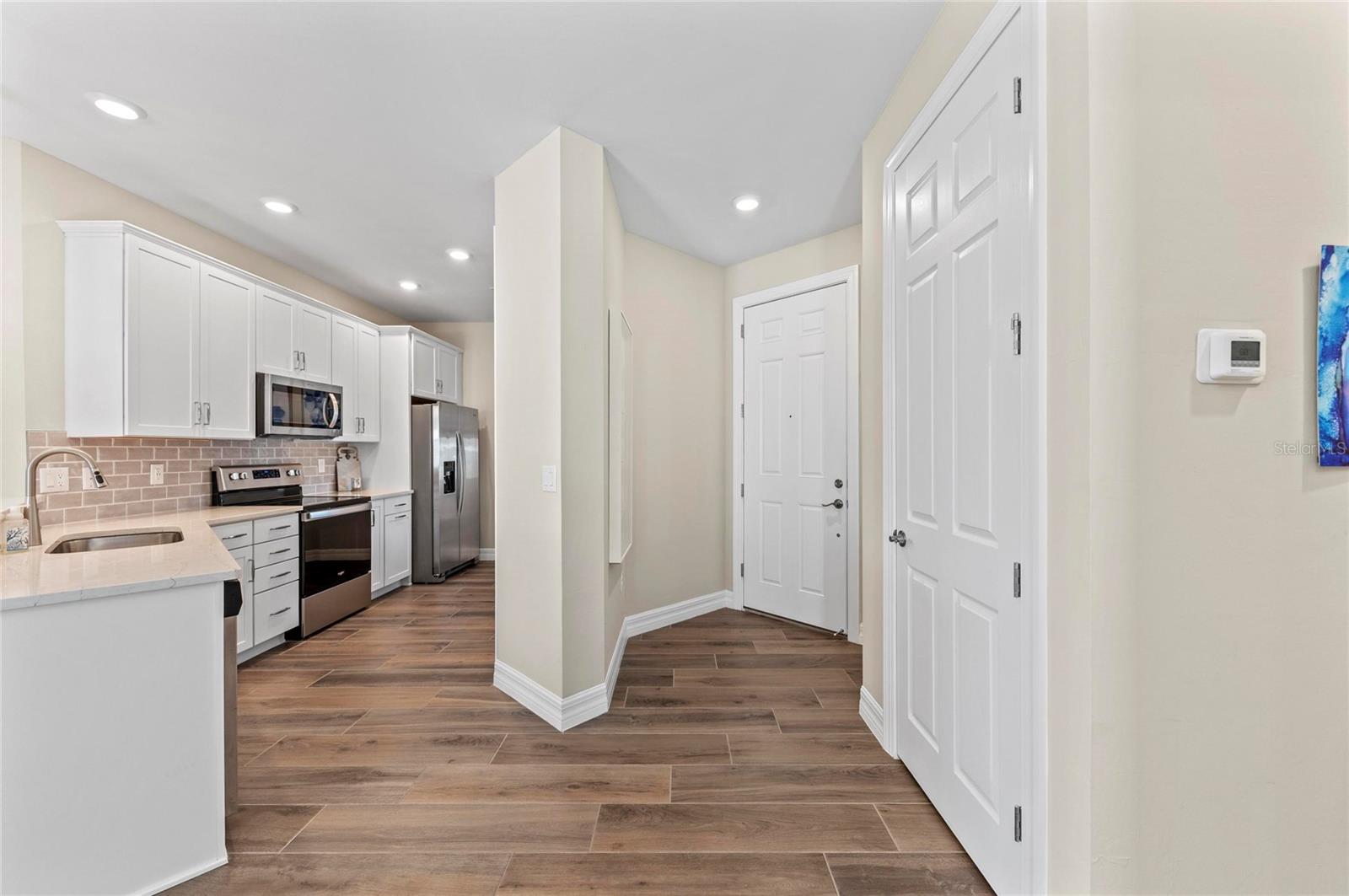 Image 6 of 71 For 13837 Vadini Street