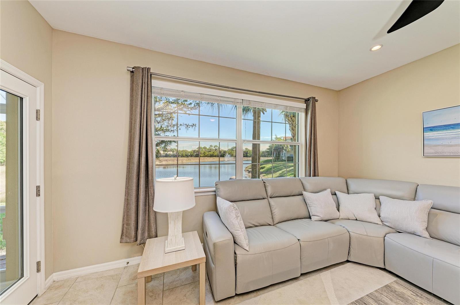 Image 25 of 78 For 124 Revolution Way