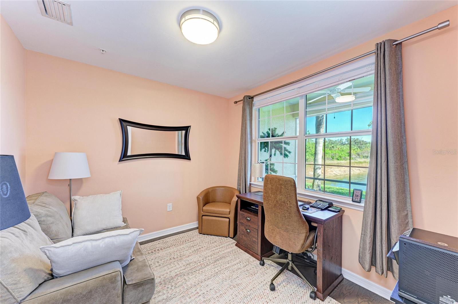 Image 30 of 78 For 124 Revolution Way