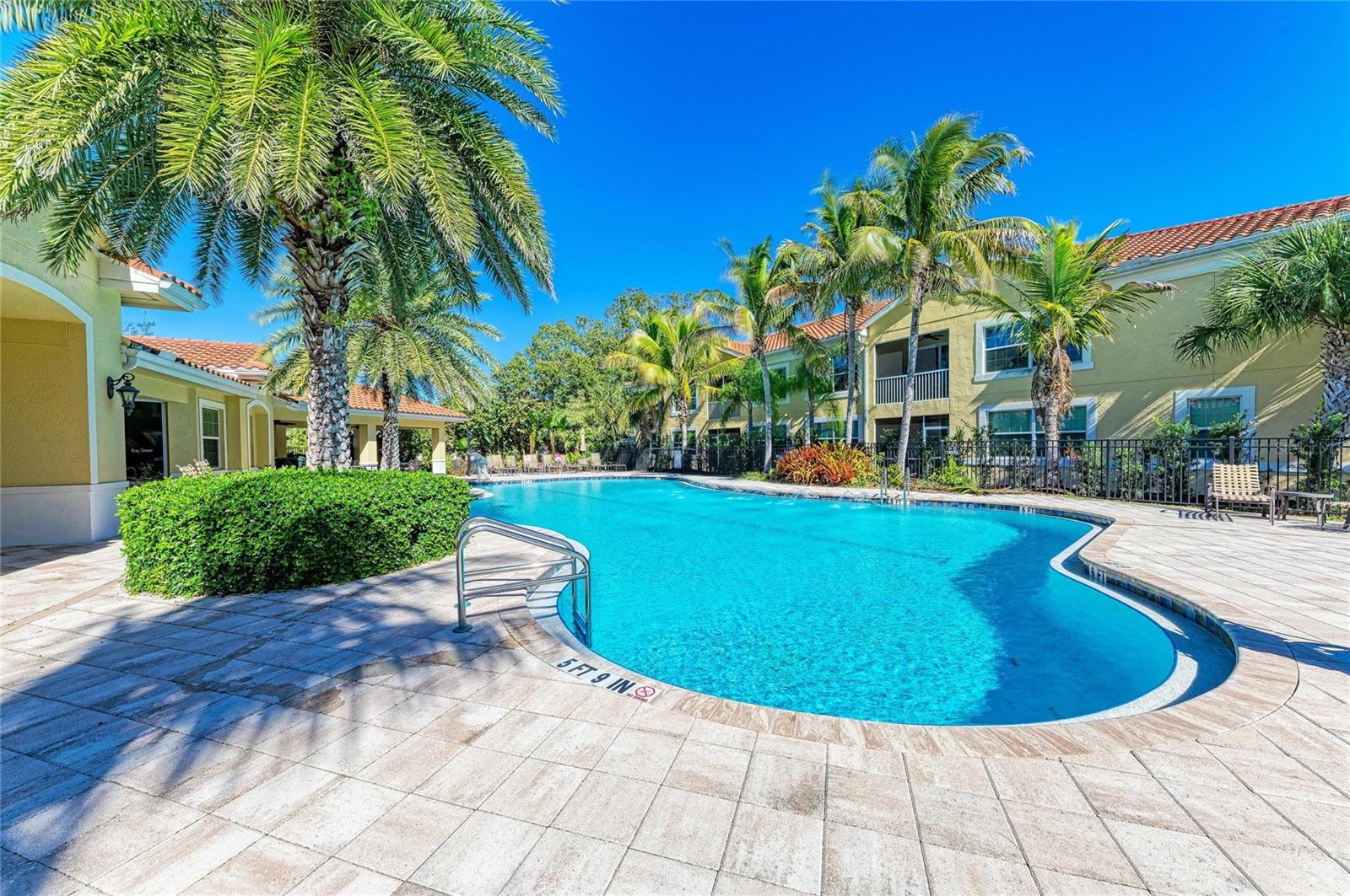 Image 57 of 78 For 124 Revolution Way