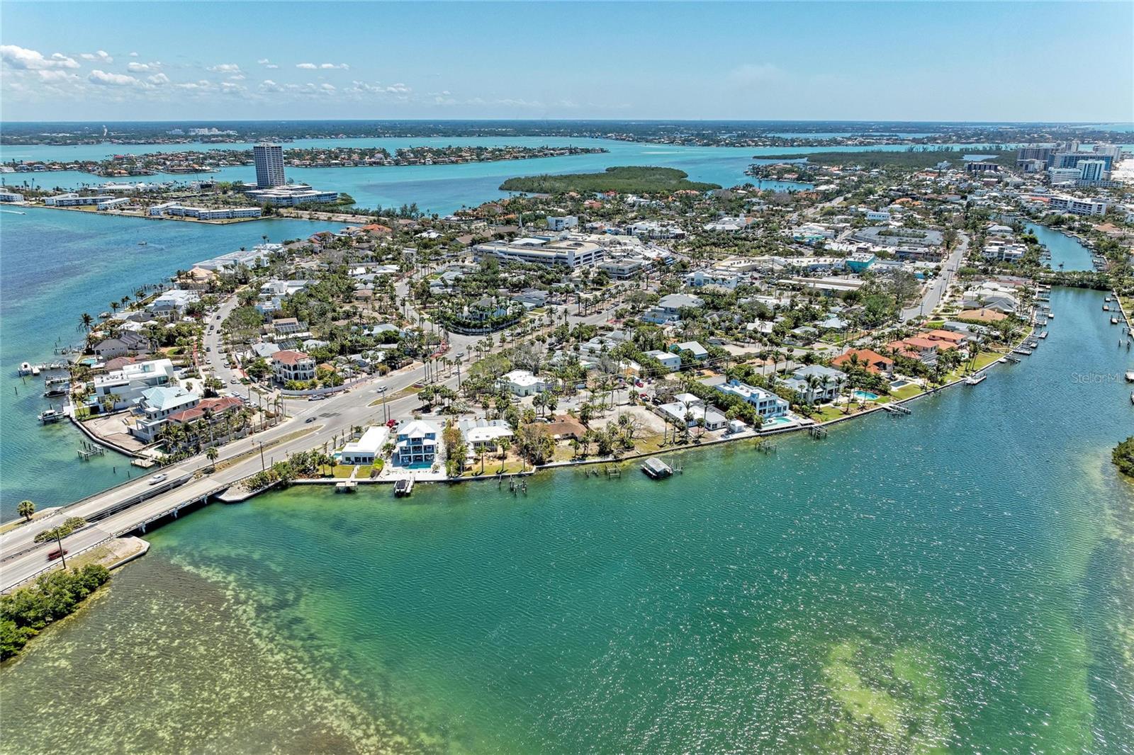 Image 70 of 78 For 124 Revolution Way