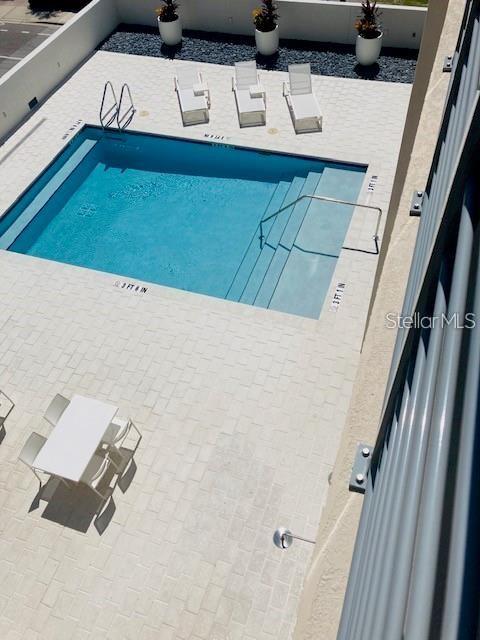 Image 4 of 10 For 332 Cocoanut Avenue 505