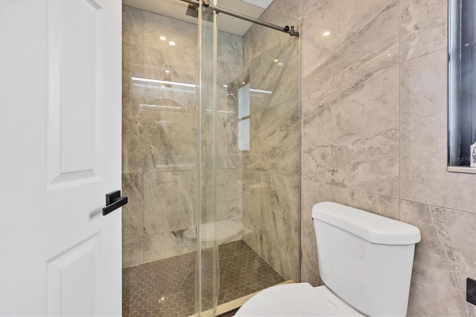 Image 18 of 44 For 402 Monza Avenue