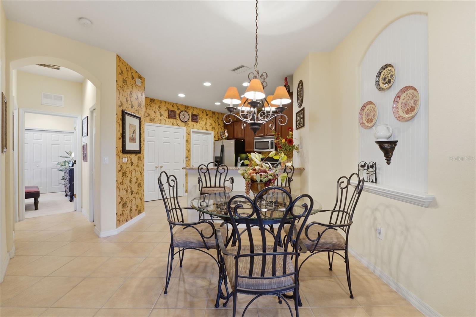 Image 10 of 51 For 9419 Carnaby Drive