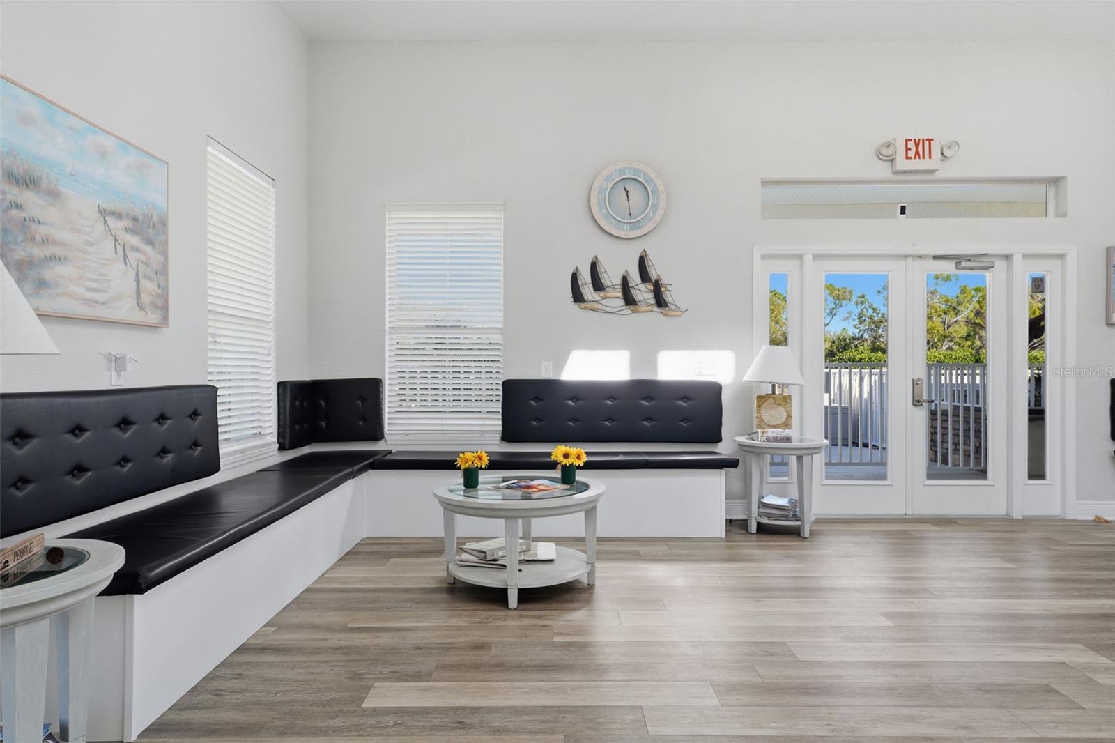 Image 42 of 51 For 9419 Carnaby Drive