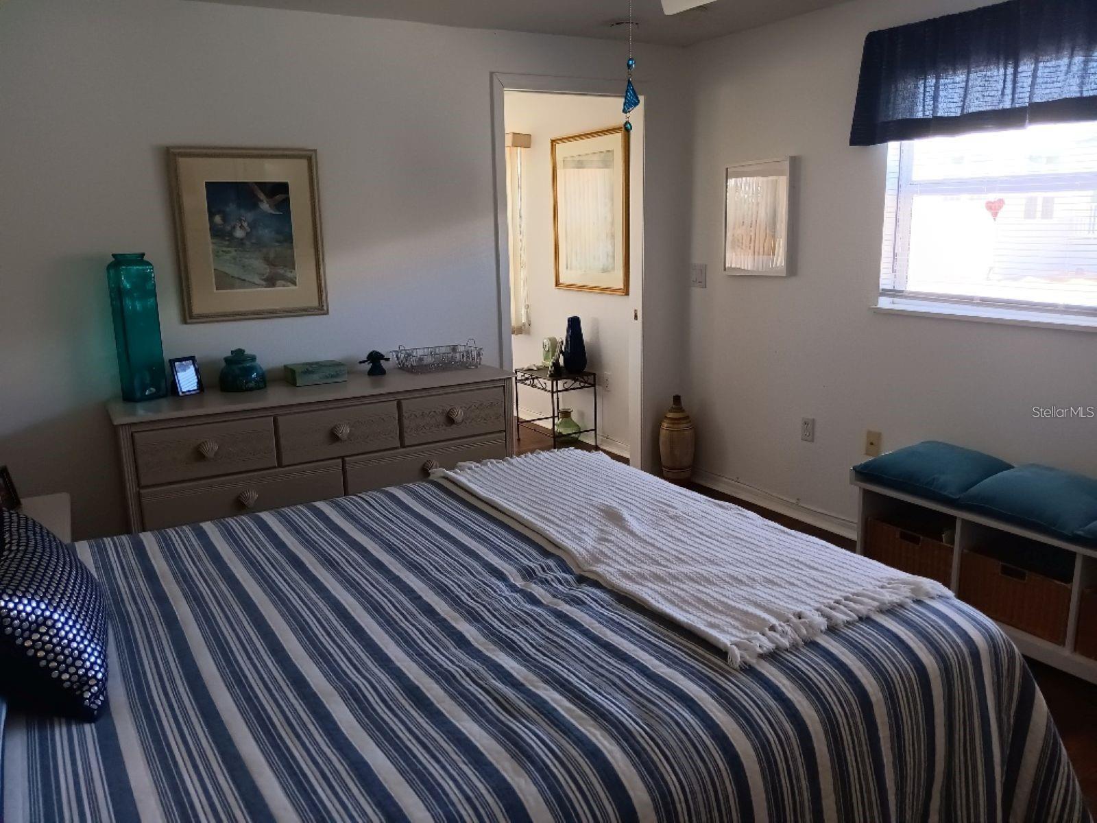 Image 20 of 26 For 736 Carefree