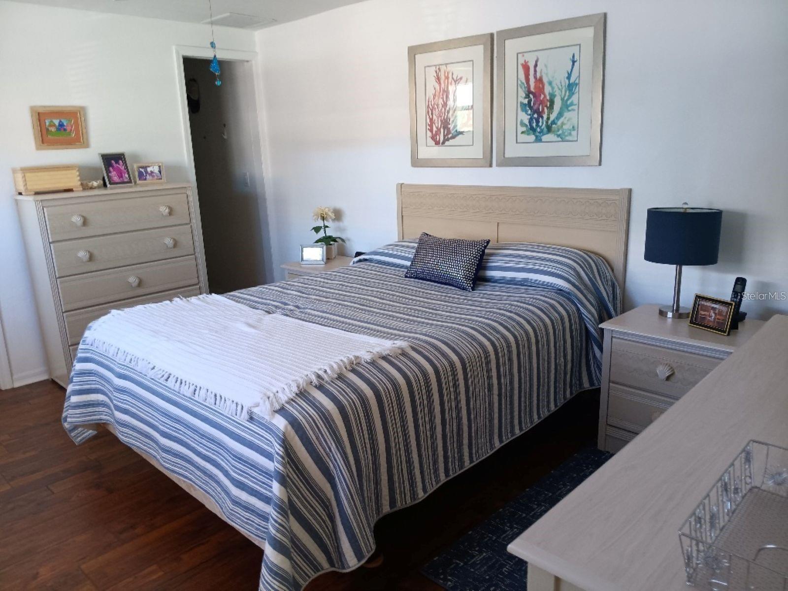 Image 22 of 26 For 736 Carefree