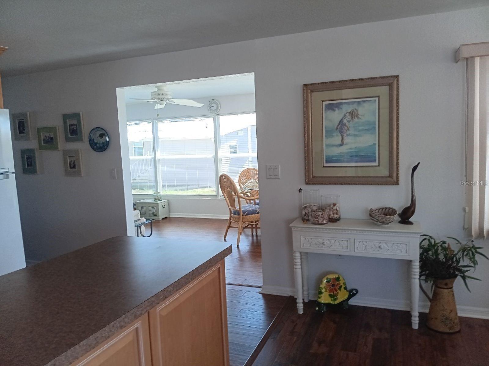 Image 23 of 26 For 736 Carefree