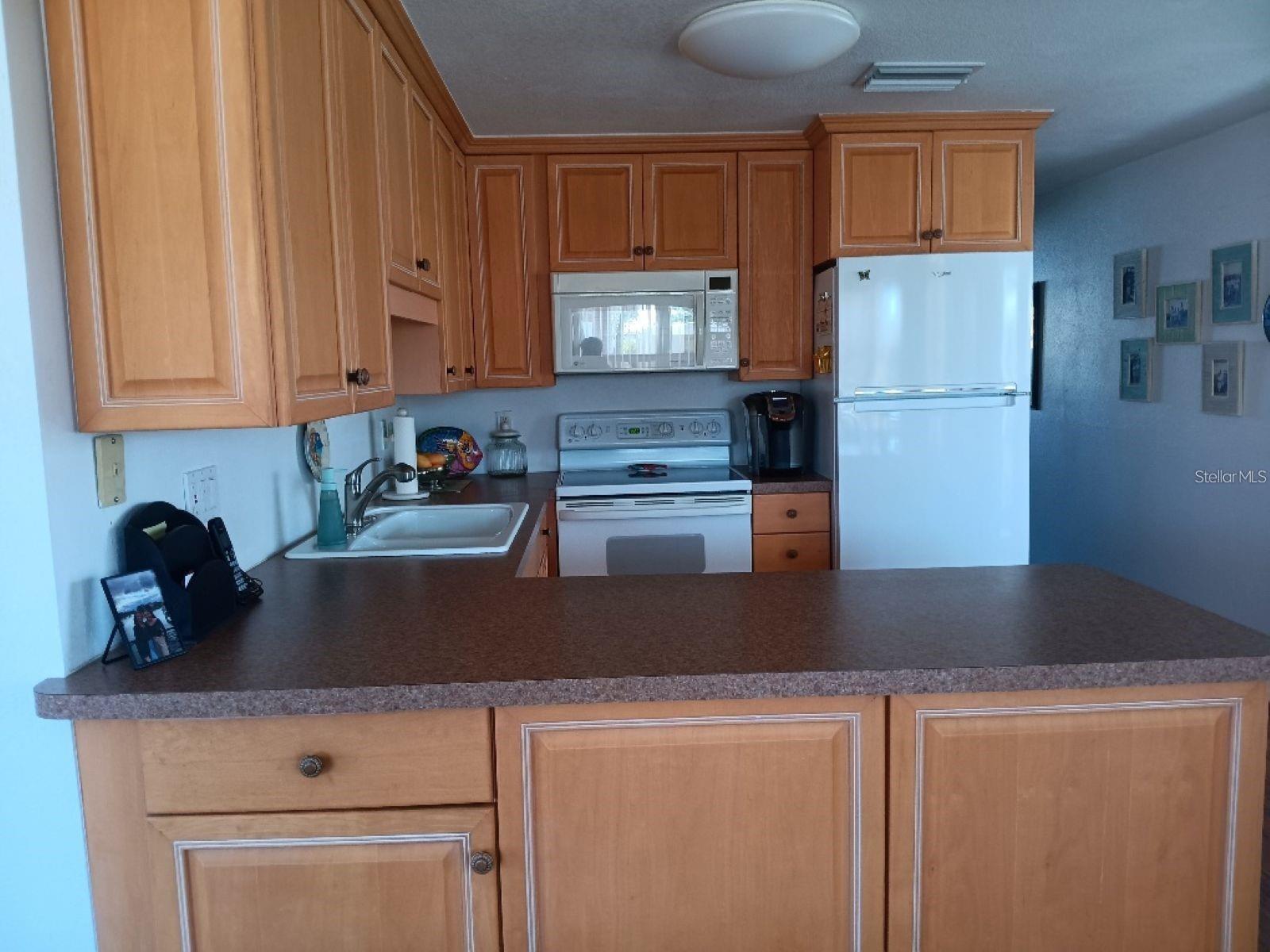 Image 7 of 26 For 736 Carefree