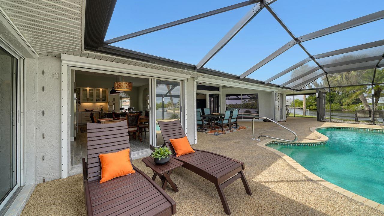 Image 34 of 46 For 4216 Bur Street