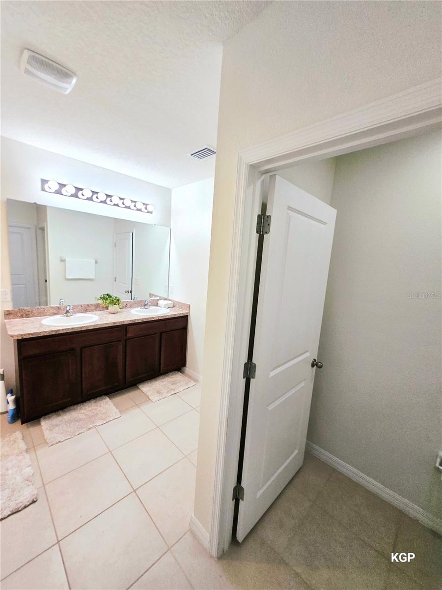 Image 38 of 57 For 12021 Gillingham Harbor Lane