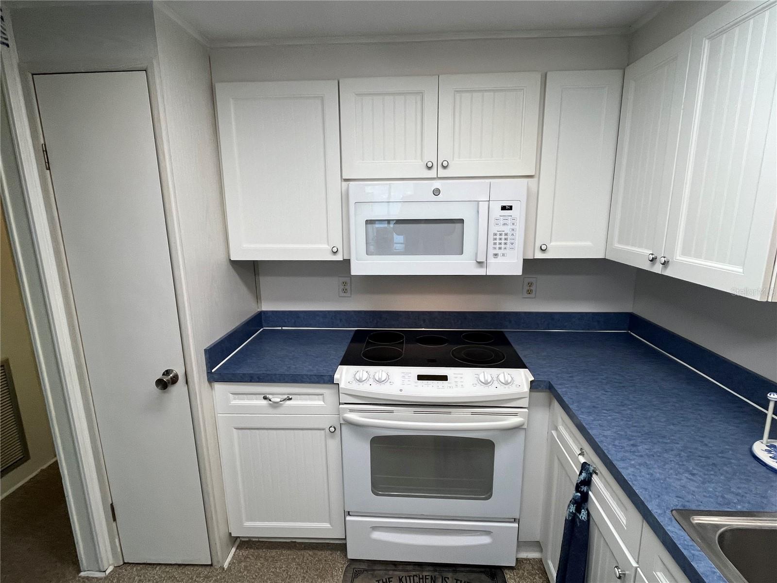 Image 17 of 48 For 523 Vasto Drive