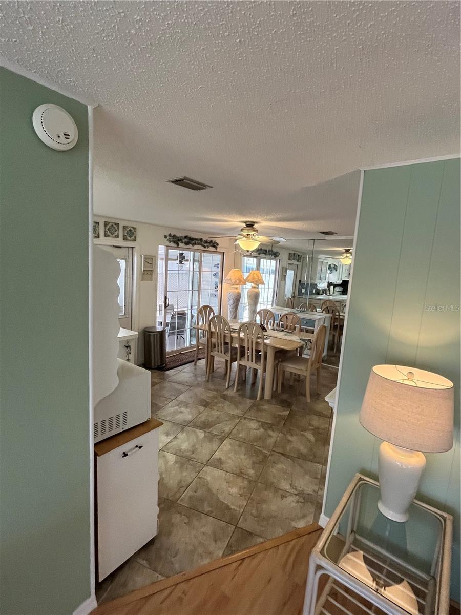 Image 29 of 46 For 511 Cervina Drive N